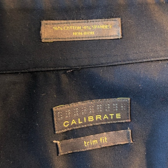 Calibrate slim fit stretch dress shirt in navy - Picture 2 of 3